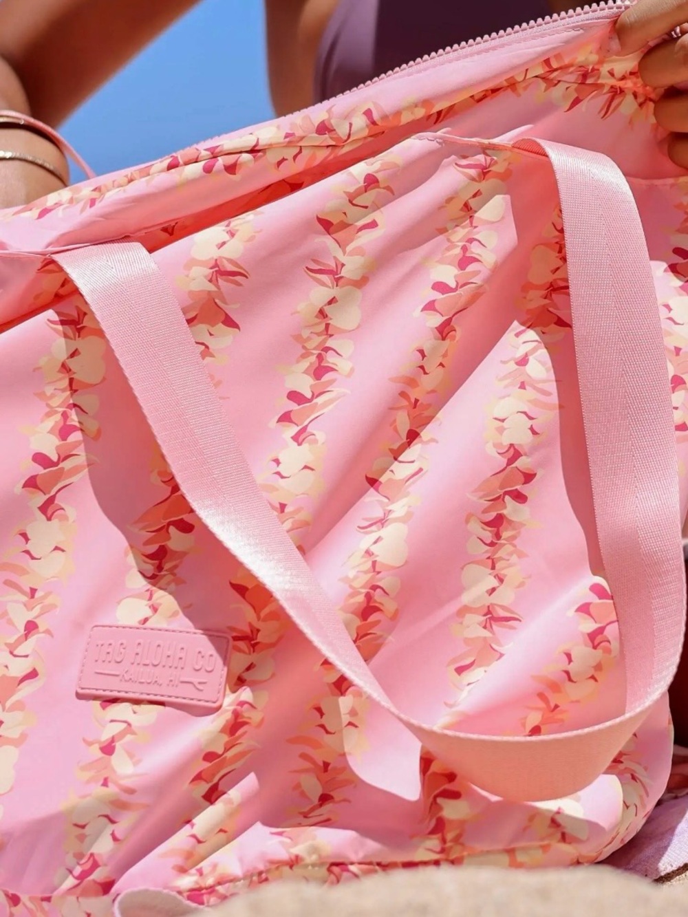 Tag Aloha Pua Melia Everyday Bag NWT
